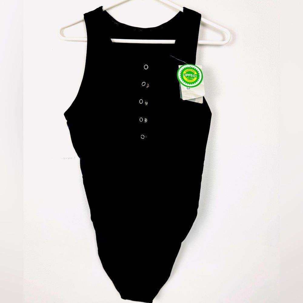 NWT Black One Piece Women’s Swimsuit UPF 50+ 2XL